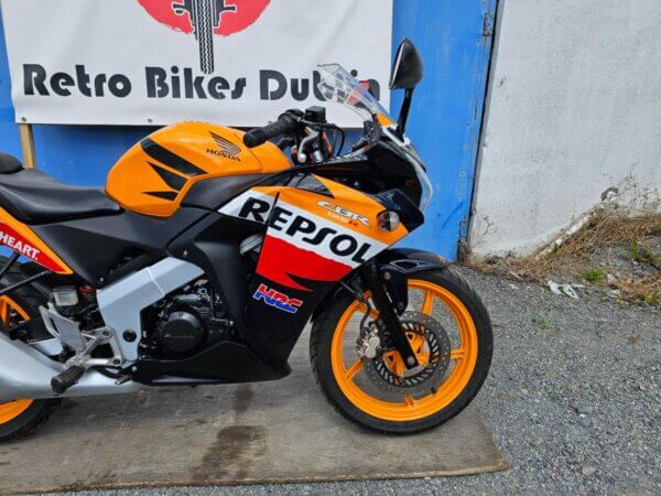 2012 Honda CBR125R REPSOL (6)